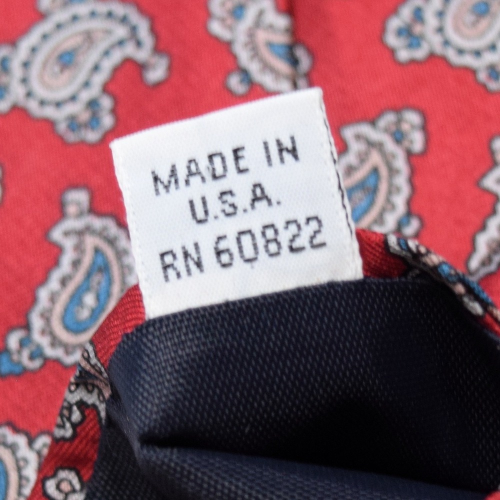 Vintage GANT Red Paisley Woven 100% Silk Preppy Necktie Made In USA 57" x 3.25" - Picture 9 of 9